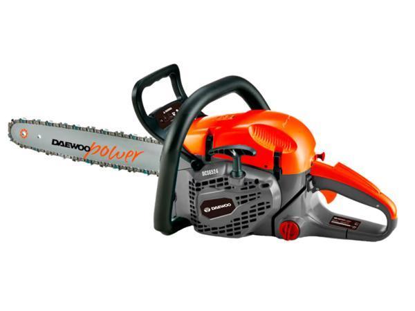 Veiling - Daewoo benzine kettingzaag 60cm DCS6524 65cc, Doe-het-zelf en Verbouw, Gereedschap | Zaagmachines, Nieuw