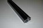AL 4017 Aluminium zwart 20x20x1.5mm met 2 x flens 4mm hoek, Nieuw, Ophalen of Verzenden