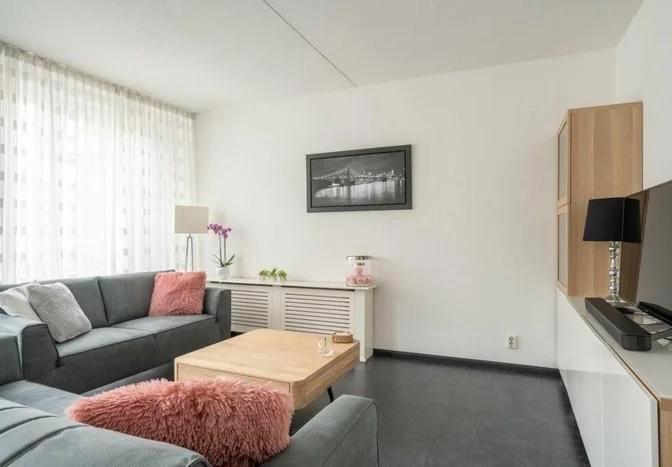 Appartement te huur 3 kamers, Almere, Huizen en Kamers, Huizen te huur, Direct bij eigenaar, Almere, Appartement