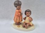 Beeldje - W. Goebel Porzellanfabrik - MI. Hummel - Gentle
