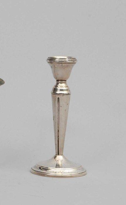 2e gehalte zilveren kandelaar - Nederland - Kandelaar - .835, Antiek en Kunst, Antiek | Goud en Zilver