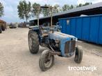 Online Veiling: Oldtimer Tractor Fordson Dexta