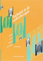 Techniek in de radiotherapie 9789035229051, Zo goed als nieuw