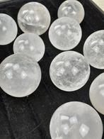 Collectie bergkristal bollen- 1.5 kg - (10), Verzamelen