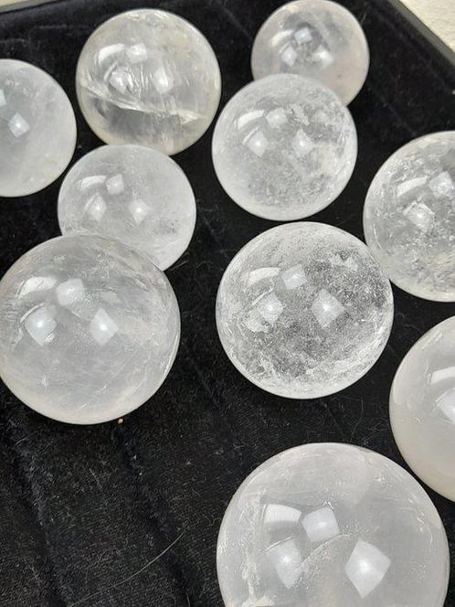 Collectie bergkristal bollen- 1.5 kg - (10), Verzamelen, Mineralen en Fossielen