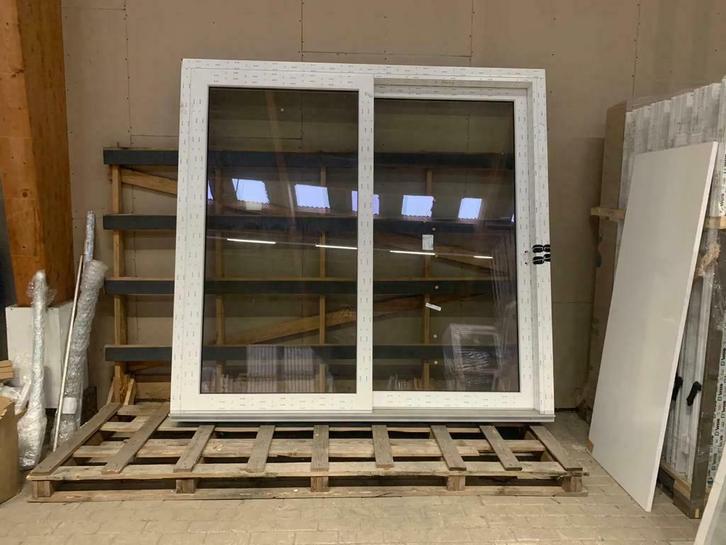 Kunststof schuifpui gebruikt gebruikte  met glas tuindeuren, Doe-het-zelf en Verbouw, Kozijnen en Schuifpuien, Schuifpui, Nieuw
