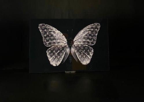 Mike Blackarts - Exclusive Grey Edition Butterfly with, Antiek en Kunst, Kunst | Schilderijen | Modern