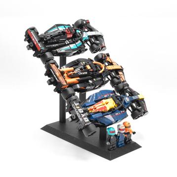 Display Standaard voor 3x LEGO® F1 Speed Champions Autos beschikbaar voor biedingen