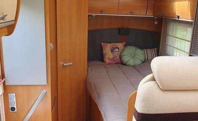 2 pers. Bürstner camper huren in Hengelo? Vanaf € 93 p.d. -, Caravans en Kamperen, Verhuur