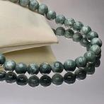 Natuurlijke, groene, gladde, bolvormige Birmese jadeite Ø, Verzamelen