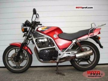 Gebruikte onderdelen CB450N/S/FT500/CB500E/CB250/CB400Four beschikbaar voor biedingen