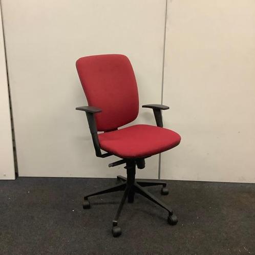 Beta ergo- bureaustoel, rode stoffering - zwarte kruisvoet, Huis en Inrichting, Bureaustoelen, Bureaustoel, Rood, Gebruikt, Ergonomisch