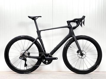 Cube Agree C:62 Pro blackline 2025 2x12 Di2 Carbon VAN €3299 beschikbaar voor biedingen