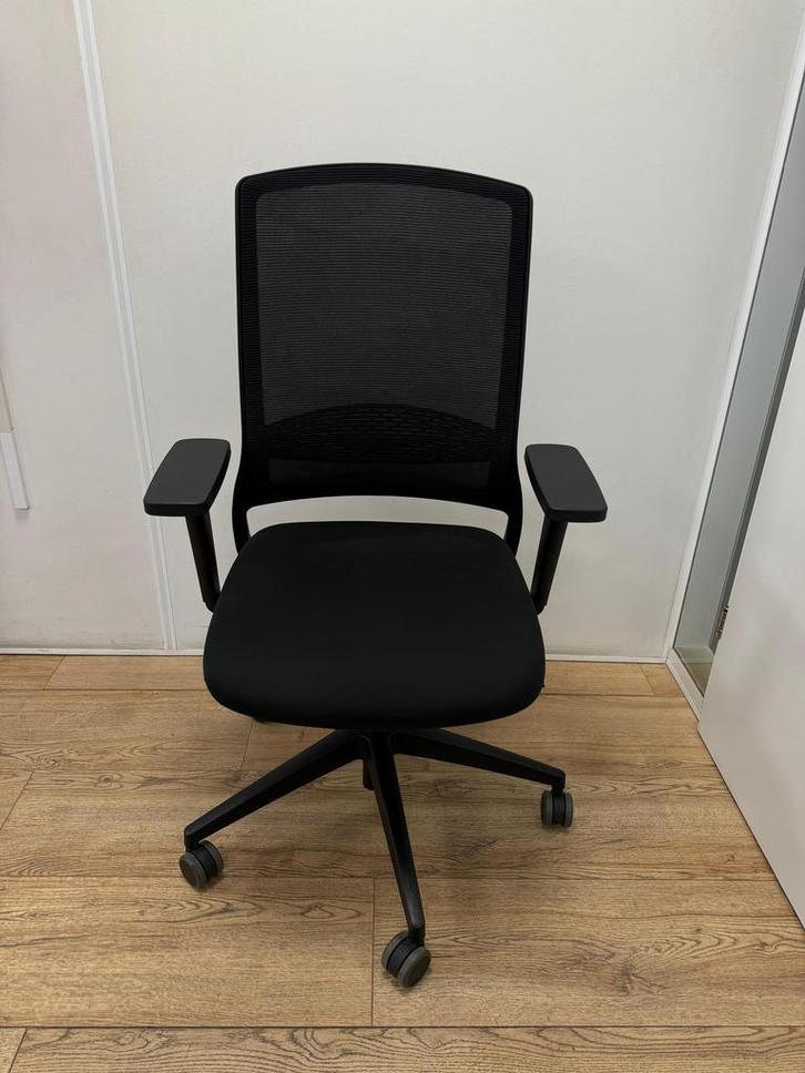 Gispen Zinn Bureaustoel - Refurbished stoel - Aanbieding, Huis en Inrichting, Bureaustoelen, Bureaustoel, Zwart, Zo goed als nieuw