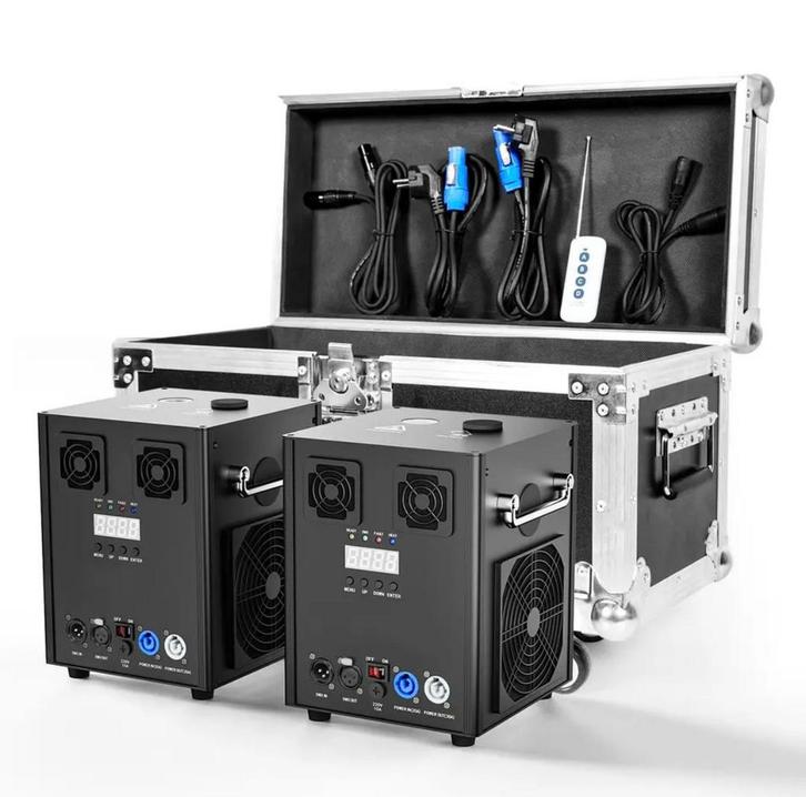 2x Sparkular 600W inclusief flightcase &amp; afstandsbedi..., Muziek en Instrumenten, Licht en Laser, Ophalen