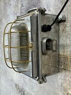 Arret total - Lamp - Aluminium, Glas