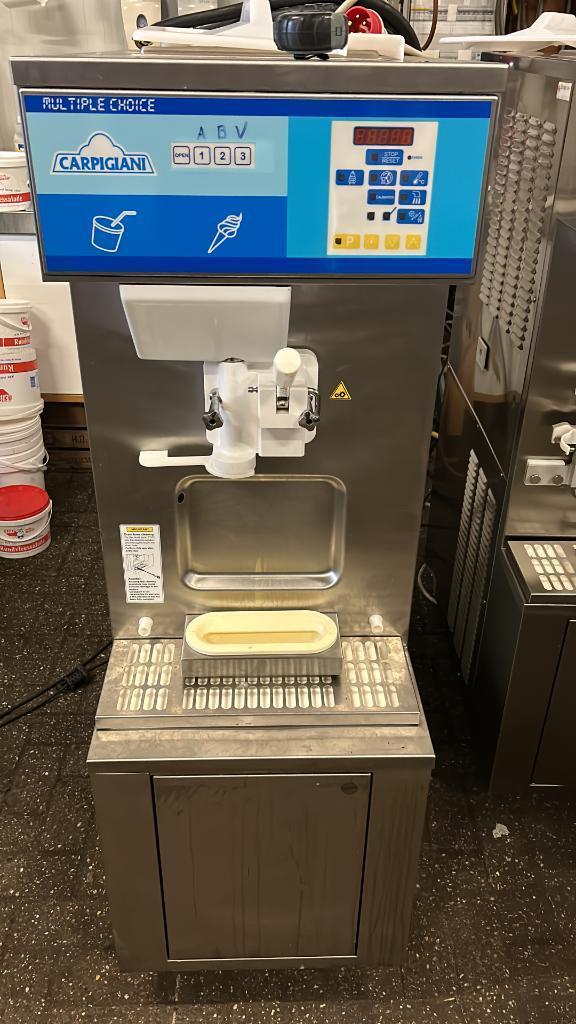 carpigiani Mc Excellent softijs shake machine Ook te huur !!, Zakelijke goederen, Horeca | Keukenapparatuur, Gebruikt, Koelen en Vriezen