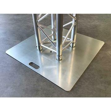 Nieuwe universele baseplate staal 30- truss 73cm - 6mm 25KG beschikbaar voor biedingen