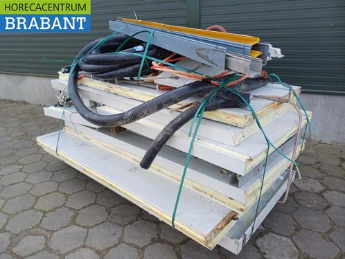 Koelcel Vriescel met 2 biertanks 500 liter installatie 230V, Zakelijke goederen, Horeca | Keukenapparatuur, Gebruikt, Ophalen of Verzenden