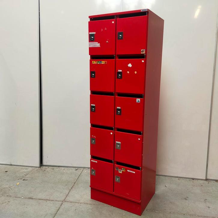 Oostwoud 10-deurs lockerkast met postvak, Huis en Inrichting, Kasten | Lockerkasten, Ophalen of Verzenden