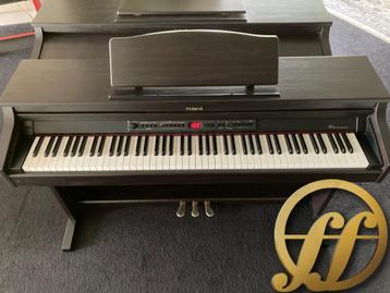 Roland HP-2e Digitale Piano beschikbaar voor biedingen