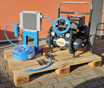 Schroefcompressor 230v / T.a.v. MD16 - Atlas Copco beschikbaar voor biedingen