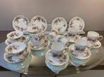 Koffie- en theeservies (22) - Porselein - Lavender Rose