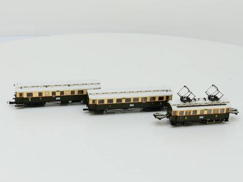 Schaal H0 Trix 22491 3 delige elektrische treinstel ET 83..., Hobby en Vrije tijd, Modeltreinen | H0, Gelijkstroom, Treinset, Zo goed als nieuw