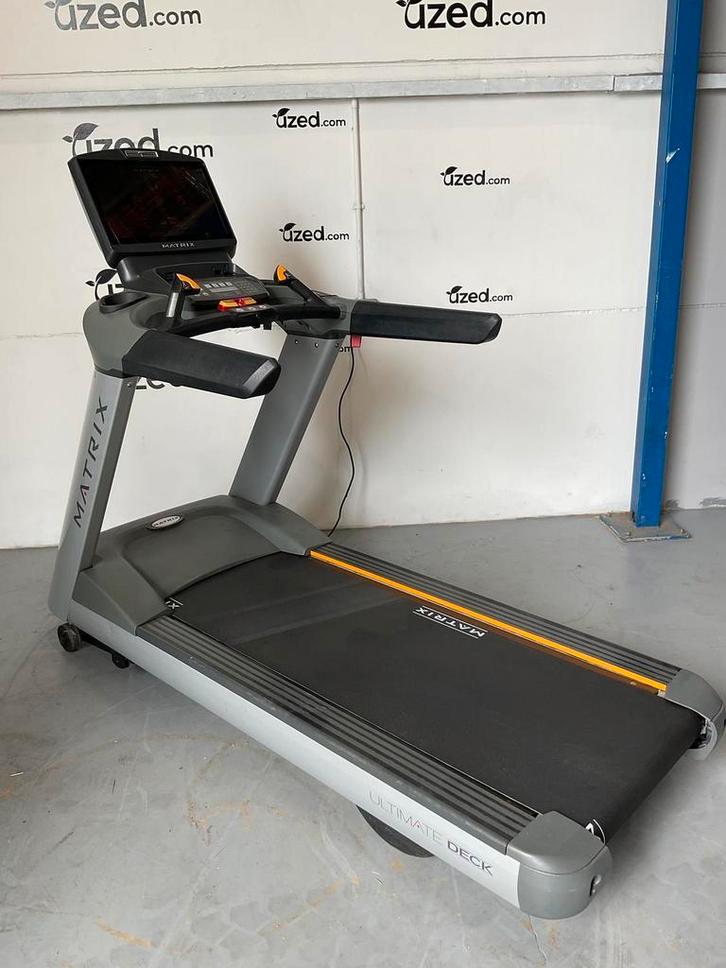 Matrix Treadmill T7XI, Sport en Fitness, Fitnessapparatuur, Gebruikt