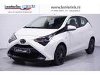Toyota Aygo 1.0 Vvt-i X-play Apple Camer NAP va € 169,-/mnd, Stof, Gebruikt, Wit, Origineel Nederlands
