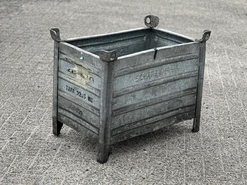 Gebruikte Stapelbak, Stalenbak, Stapelbakken, Verzinkt,, Doe-het-zelf en Verbouw, Kratten en Dozen, 75 tot 100 cm, Gebruikt, Bak of Kist