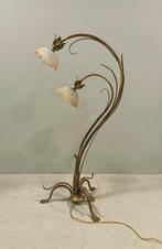 Staande lamp - Smeedijzer - Piantana in gietijzer,, Antiek en Kunst, Curiosa en Brocante