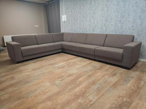 Mooie Groot TAUPE Hoekbank, Huis en Inrichting, Banken | Bankstellen, Zo goed als nieuw, Ophalen of Verzenden