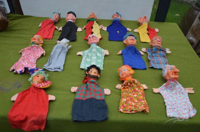 unknown - Pop 14 vintage poppenkastpoppen - 1970-1980 -, Antiek en Kunst, Antiek | Speelgoed