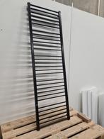 Design radiator 170 x 53 cm zwart glans lamellen zij aanslui, Doe-het-zelf en Verbouw, Verwarming en Radiatoren, Nieuw, Ophalen of Verzenden