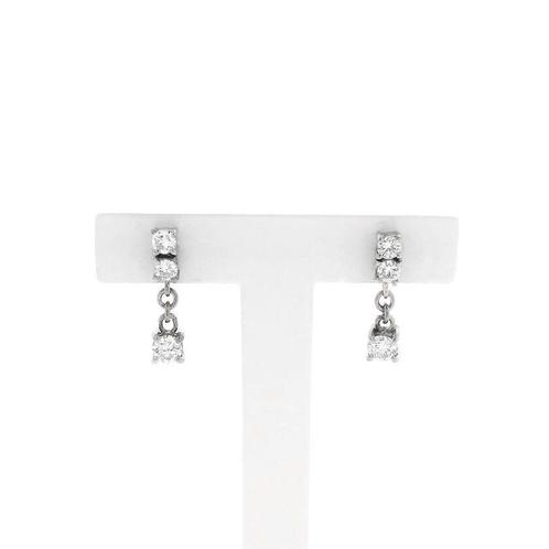 9 karaat oorstekers met diamanten | 0,94 ct., Sieraden, Tassen en Uiterlijk, Antieke sieraden, Met edelsteen, Goud, Ophalen of Verzenden