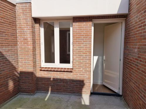 Appartement te huur in Roosendaal - 17 m² - 1 kamer(s), Huizen en Kamers, Huizen te huur, Noord-Brabant, Appartement