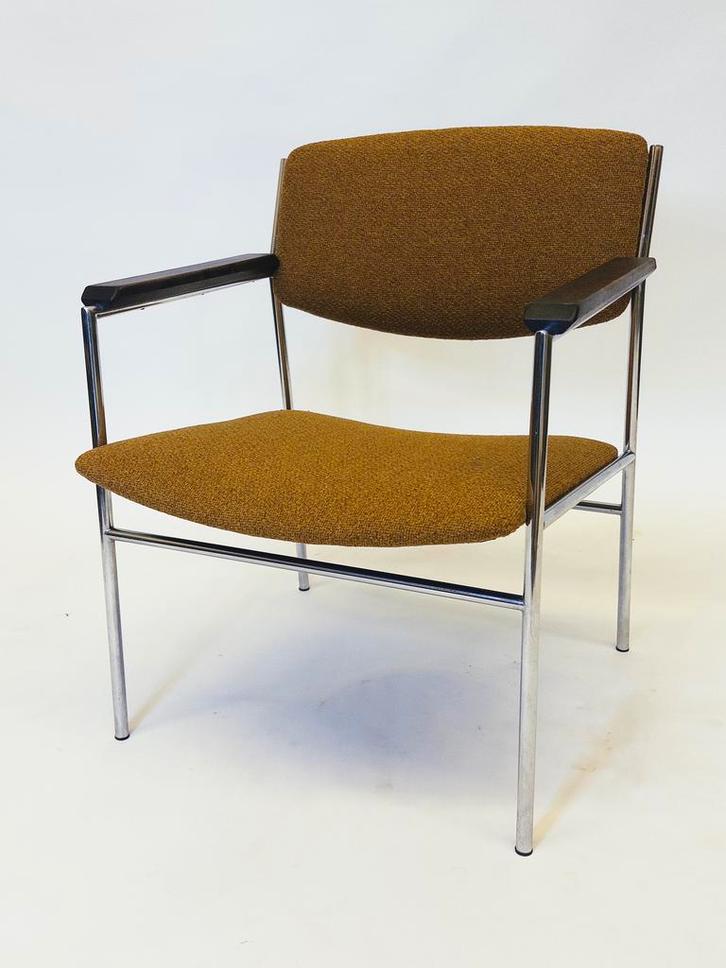 Gijs van der Sluis lounge chairs, Huis en Inrichting, Fauteuils, 50 tot 75 cm, Minder dan 75 cm, Zo goed als nieuw, Metaal, Stof