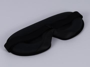 Blinddoek met afsluitende padding beschikbaar voor biedingen