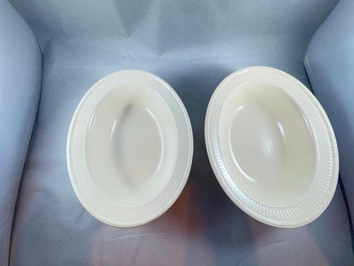 Wedgwood - Eetservies (14) - Edme - Aardewerk - Schalen en, Antiek en Kunst, Antiek | Meubels | Tafels