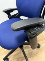 Steelcase Leap V2 (Showroommodel) Marineblauw, Zo goed als nieuw, Bureaustoel, Ergonomisch, Verzenden
