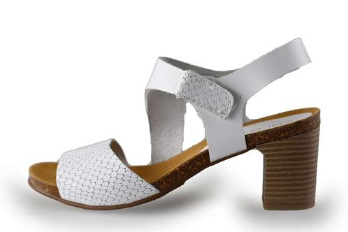 EBL8790 Sandalen in maat 39 Wit | 10% extra korting, Kleding | Dames, Schoenen, Wit, Zo goed als nieuw, Sandalen of Muiltjes, Verzenden