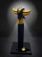 Art Stray-Nos - “ Goldorak en Haute Couture : Le Luxe