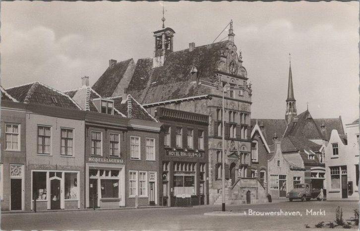 BROUWERSHAVEN - Markt, Verzamelen, Ansichtkaarten | Nederland, Verzenden