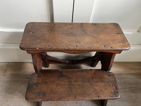 Ambachtelijk atelier - Trapje - Eik - Bibliotheek trapje, Antiek en Kunst, Curiosa en Brocante