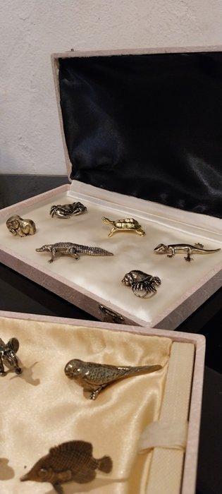 Messensteun (12) - Animaux différents - brons messing, Antiek en Kunst, Antiek | Meubels | Tafels