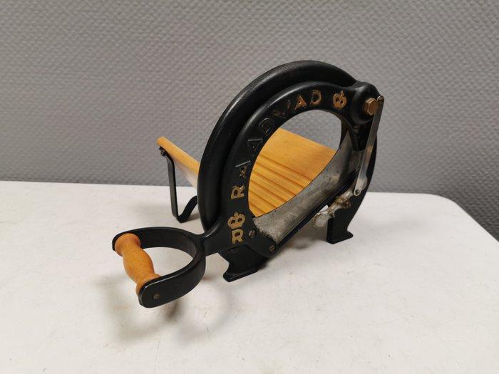 Raadvad - Ove Larsen - Broodsnijmachine - 294 - Hout, Staal,, Antiek en Kunst, Curiosa en Brocante
