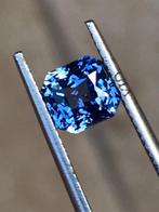 1 pcs Blauw Saffier - 2.08 ct - Gemological Institute of, Nieuw