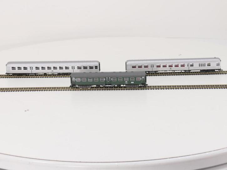 Schaal H0 Roco 41320B Set van 3 personentijruigen van de..., Hobby en Vrije tijd, Modeltreinen | H0, Gelijkstroom, Analoog, Zo goed als nieuw