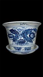 Jardinère van blauw-wit porselein - China - 20e eeuw